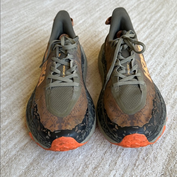 Hoka Speedgoat 6 Lightweight Grip Trail Running Shoes Olive Squash Size 9.5 main image 6